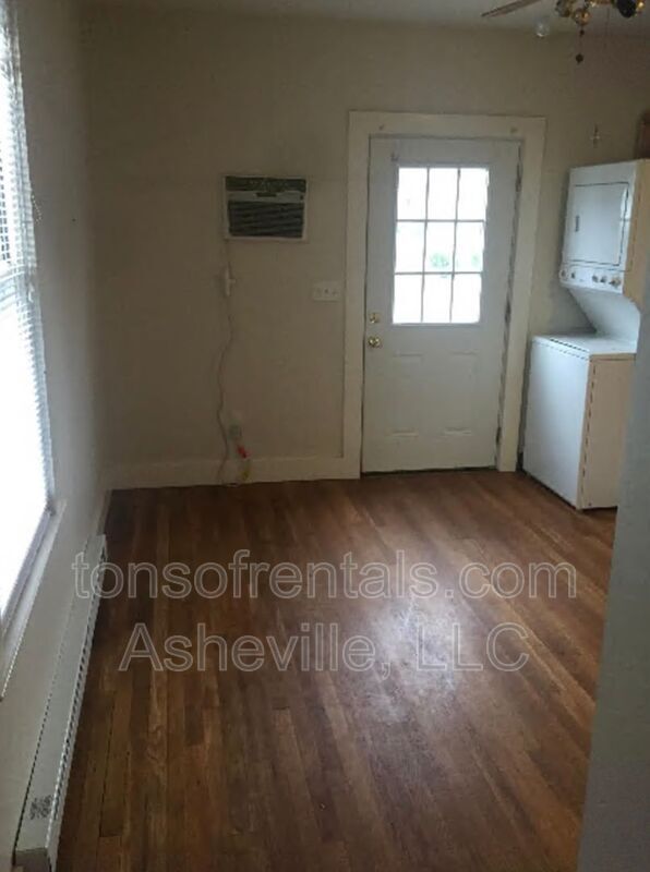 Foto del edificio - 123 Oakdale St