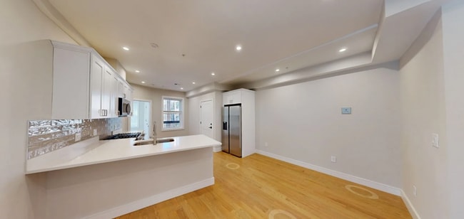 Building Photo - 165 Allston St