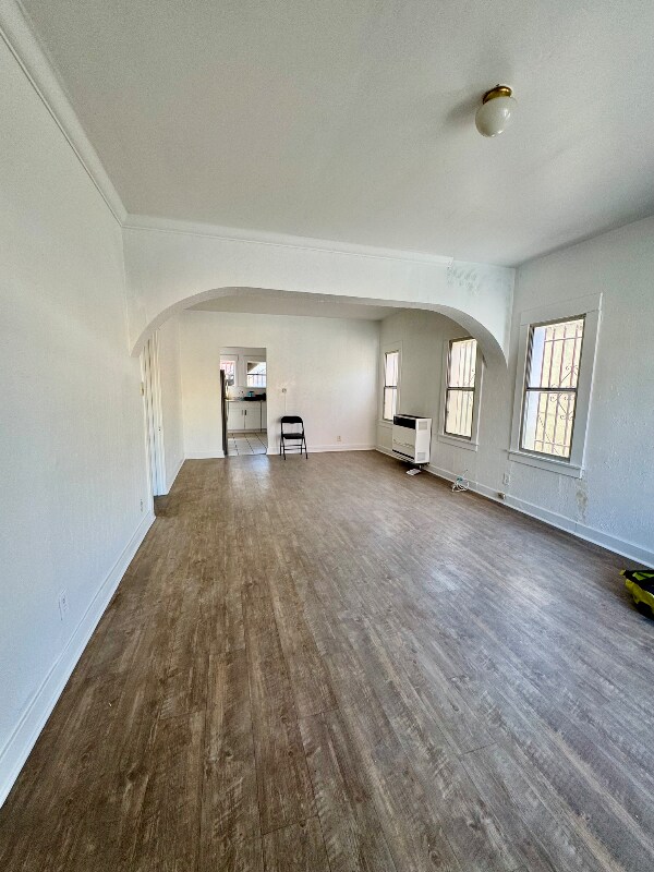 Foto del edificio - 250 W 49th St