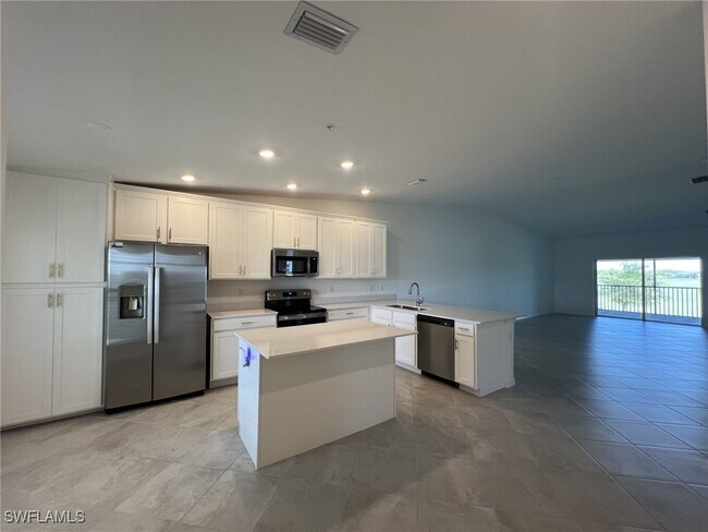 Foto del edificio - 5454 Double Eagle Cir
