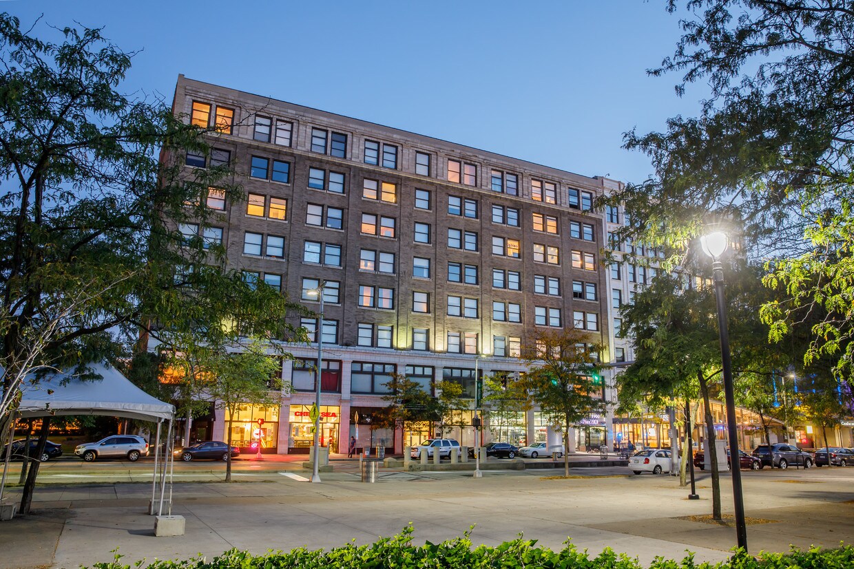 1900 Euclid Avenue Lofts Apartments Cleveland, OH