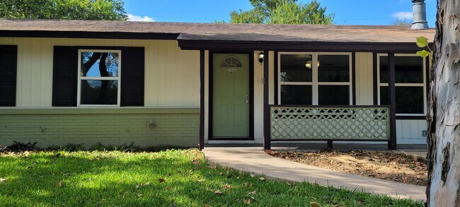Building Photo - 6708 Bryn Mawr Dr