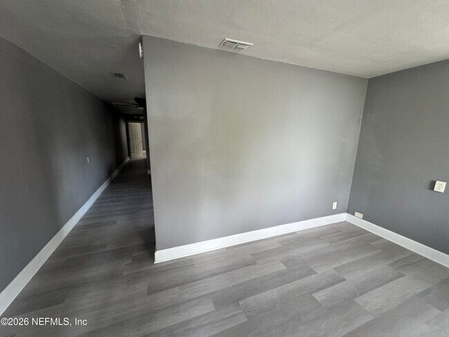 Foto del edificio - 4114 Moncrief Rd