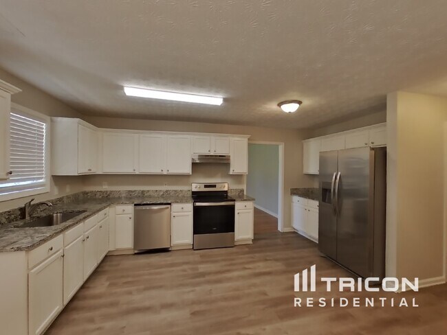 Foto del edificio - 2556 Tolliver Dr