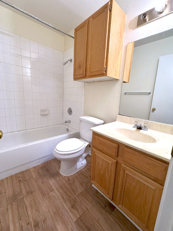 Foto del edificio - 1108 Horizon Dr