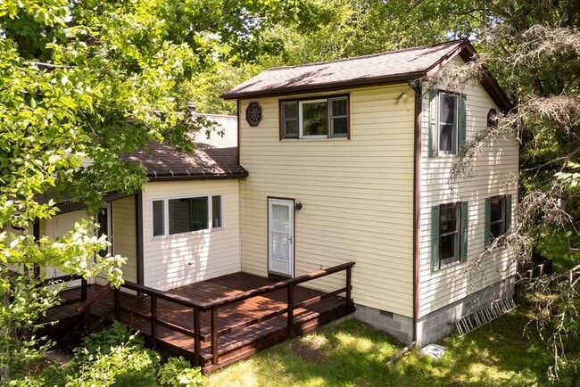 Building Photo - 272 Arbor Hill Rd