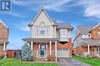 Building Photo - 33 Decourcy-Ireland Cir