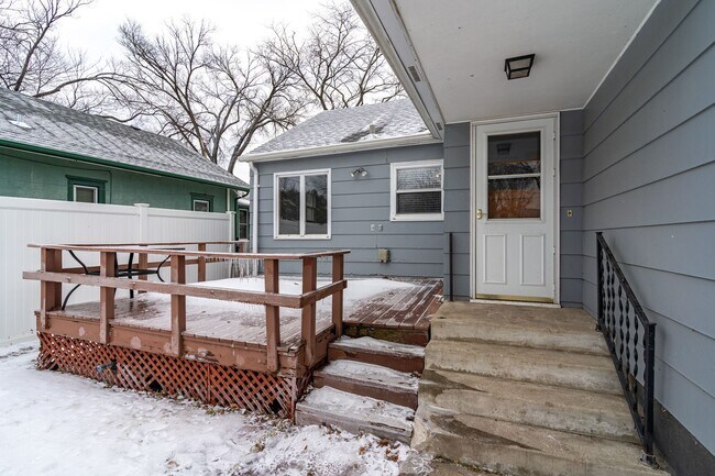 Foto del edificio - 1708 2nd Ave N