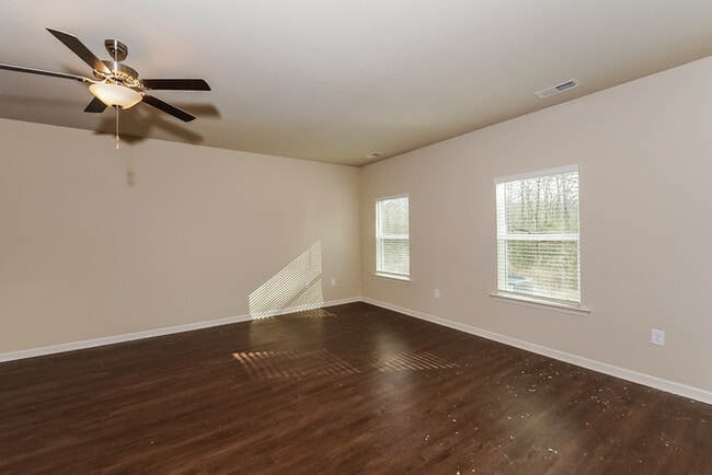 Building Photo - Home for rent in Springville!
