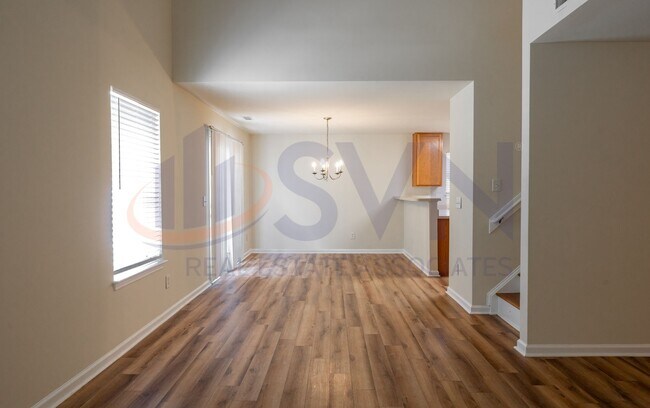 Building Photo - Vaulted ceilings in living room!