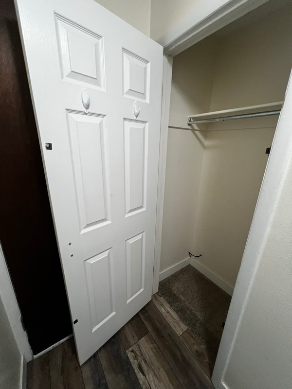 Building Photo - 1182 E 8320 S