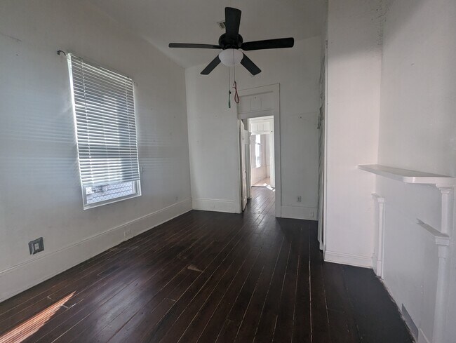 Foto del edificio - 1812 Washington Ave