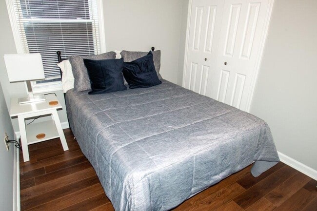 Foto del edificio - Gordon Square 1 bedroom