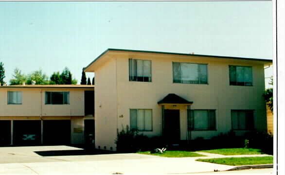 Building Photo - 35 Atherwood Ave