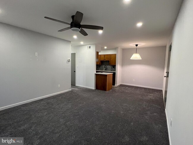 Building Photo - 5900 Surrey Hill Pl
