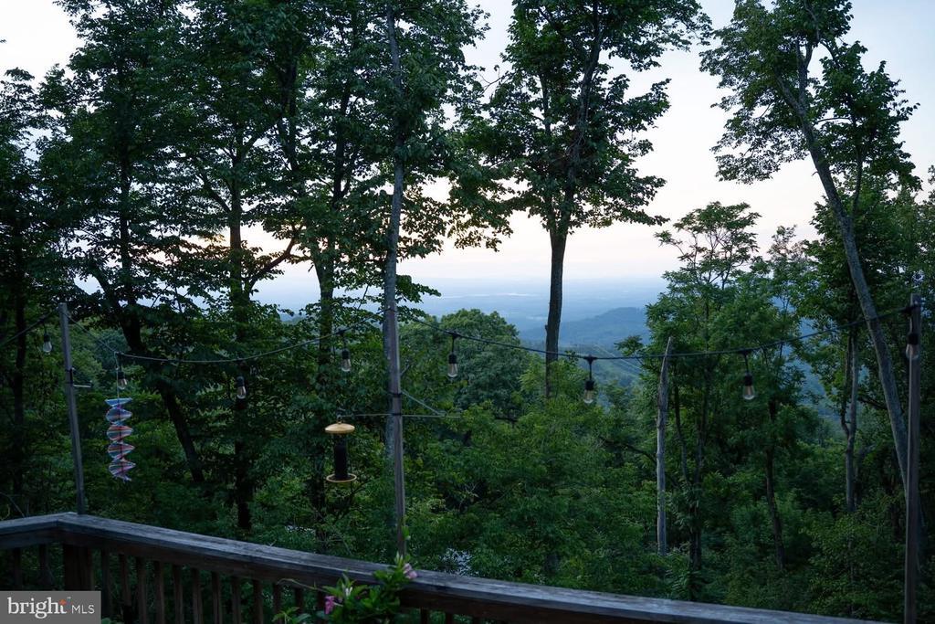 Primary Photo - 259 Lazy Livin Ln