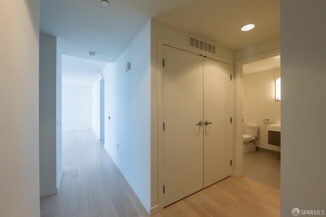 Foto del edificio - 52 Innes Ct