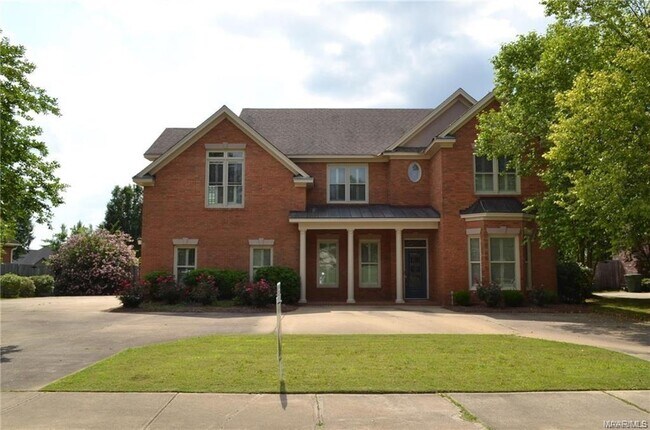 Building Photo - 9130 Sturbridge Pl