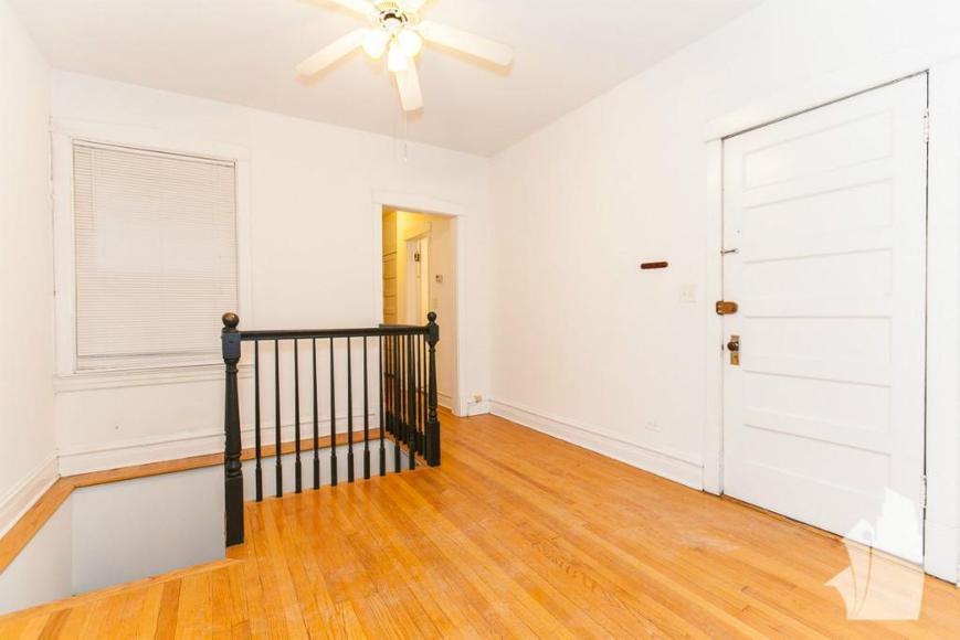 Primary Photo - 4 bedroom in Chicago IL 60613