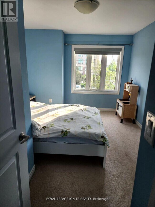 Photo du bâtiment - 1355 Rathburn Rd E