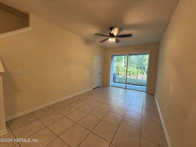 Foto del edificio - 82 Whispering Brk Dr