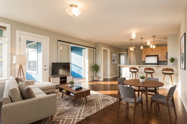 Building Photo - East Queen Anne Seattle 2 Bedroom Apartment for Rent | Lake Union Views, Rooftop Deck, Garage Par...