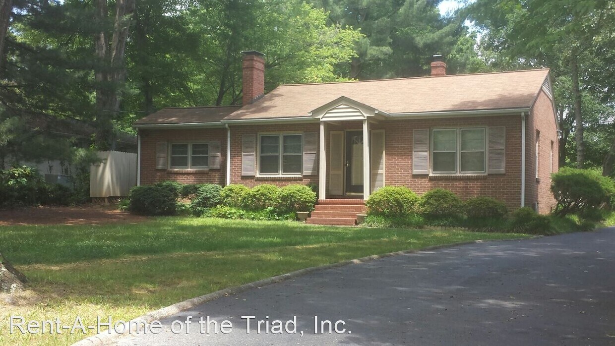 Foto principal - 3 br, 1 bath House - 718 Lipscomb Road