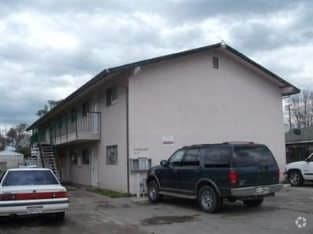 Foto del edificio - 215 W 12th St