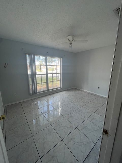 Building Photo - 1815 Wimbledon St