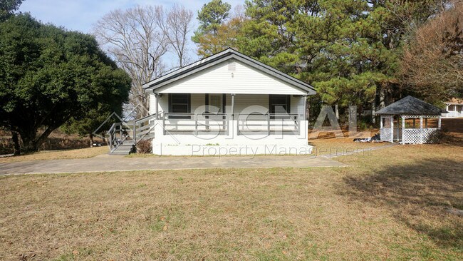 Building Photo - 3900 Adams Ave
