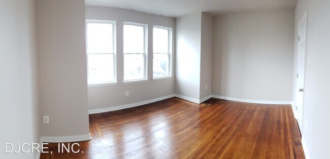 Building Photo - 3 br, 1 bath House - 5841 Addison St