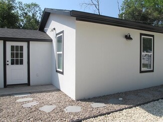 Building Photo - 412 Lucille St