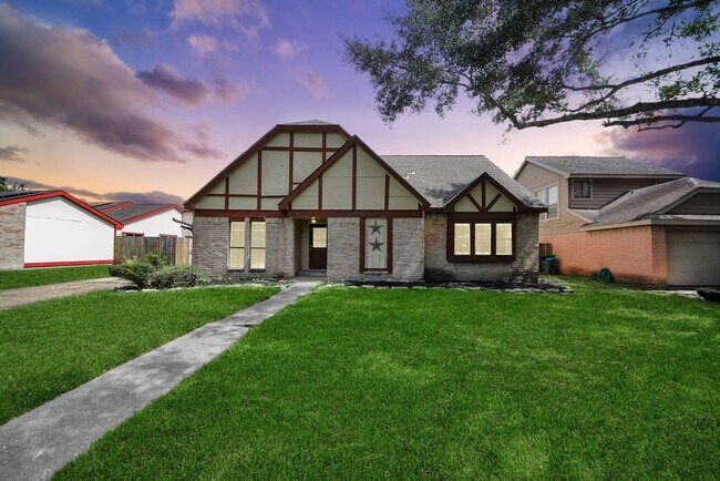 Building Photo - 115 Squires Bend