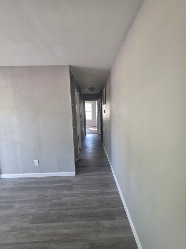 Foto del edificio - LIMITED TIME**NO APPLICATION FEE**1/2 OFF DEPOSIT**