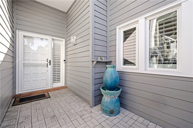 Foto del edificio - 667 Bridge Way Ln