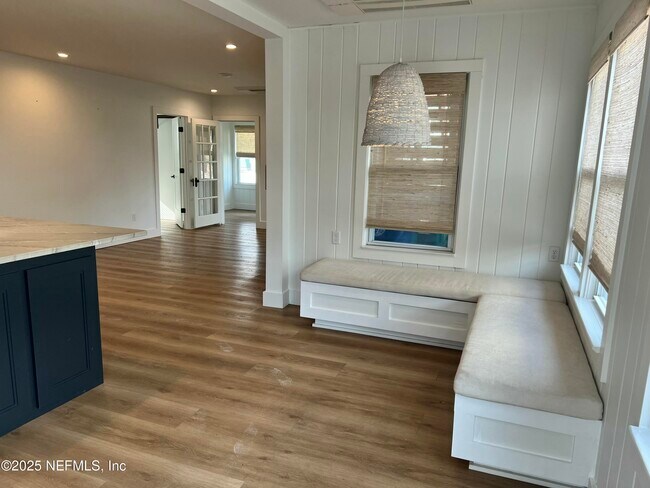 Foto del edificio - 201 Hopkins St