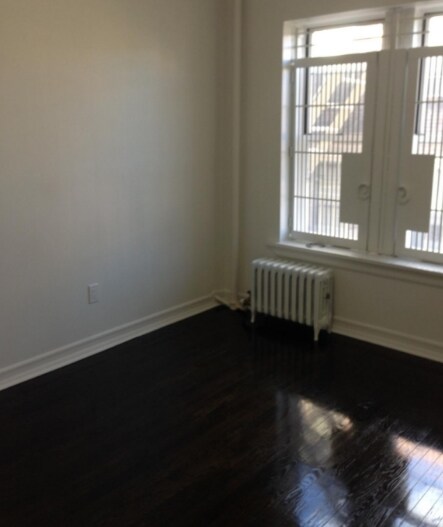 Building Photo - 337 E 3rd St