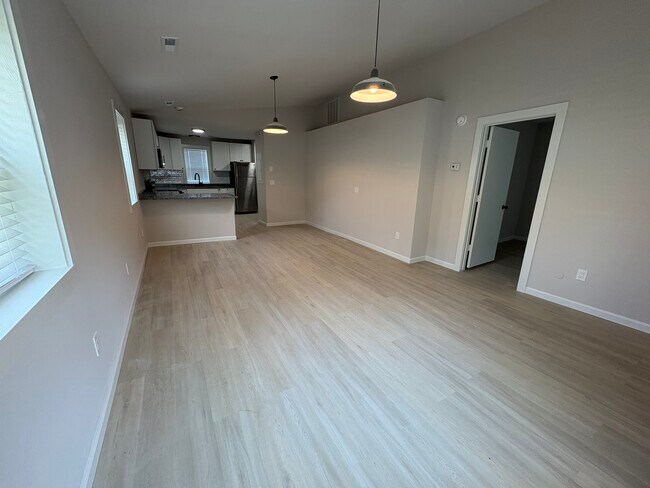 Foto del edificio - 1075 Jenkins Rd