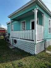 Building Photo - 4125 Avenue M