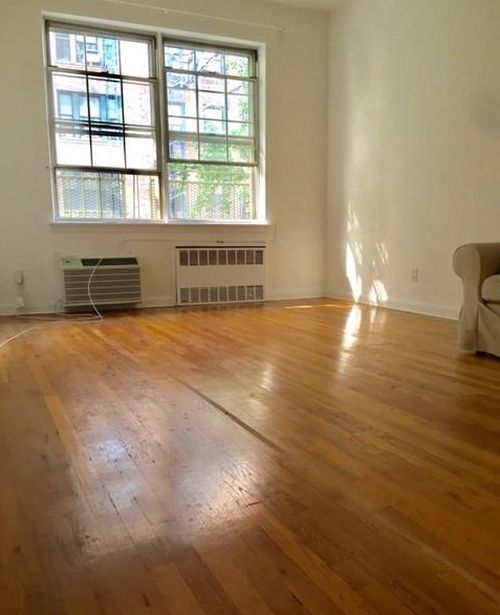 Foto del edificio - 320 E 50th St