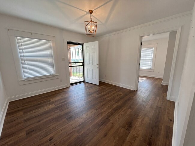 Foto del edificio - 3432 Radford Rd