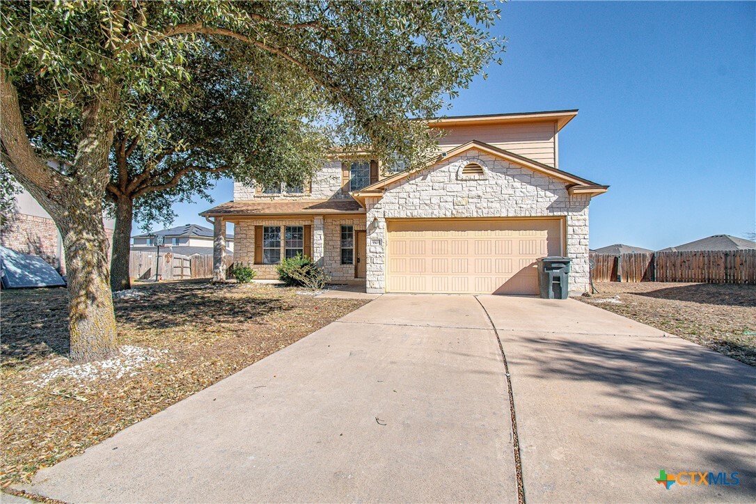 Foto principal - 5503 Bridgewood Dr