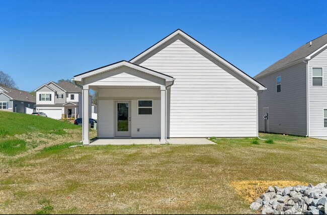 Building Photo - 702 Samuel Dr