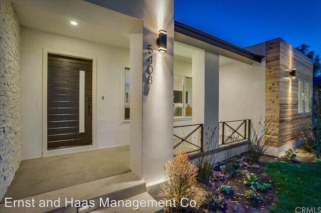 Foto del edificio - 3 br, 3 bath House - 5408 Abbeyfield St.