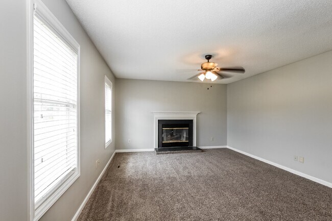 Foto del edificio - 3861 Crusade Dr