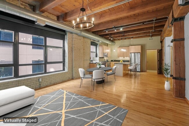 Building Photo - 607 Washington Ave S