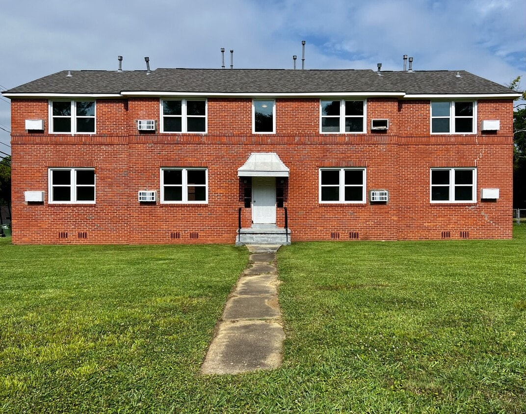 Primary Photo - 3398 Southmont Drive, Unit A