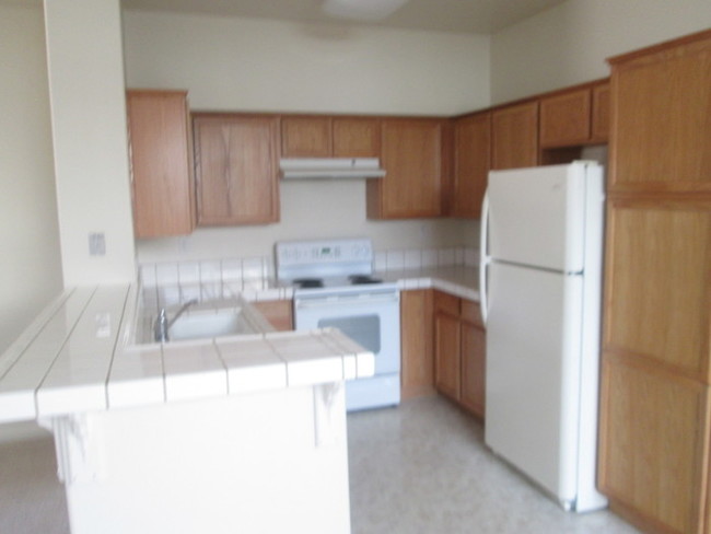 Building Photo - 620 Gardenia Pl