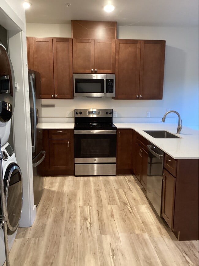 Foto del edificio - 2950 SW Coho St