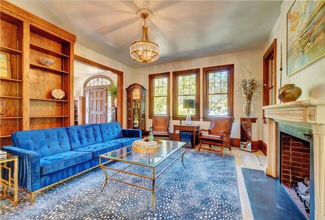Foto del edificio - LARCHMONT